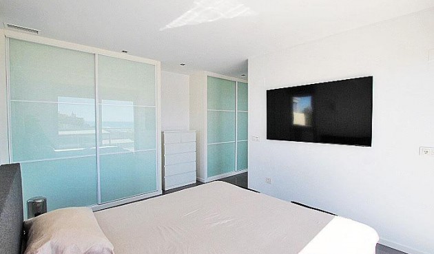 Resale - Penthouse -
Guardamar del Segura - Guardamar Playa