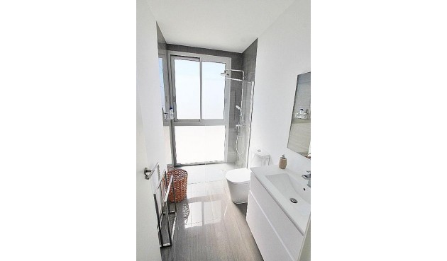 Resale - Penthouse -
Guardamar del Segura - Guardamar Playa