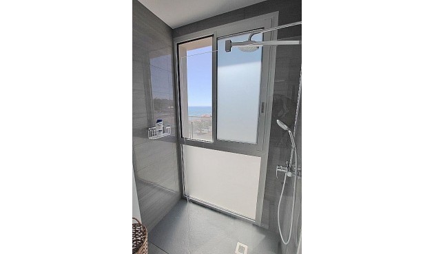 Resale - Penthouse -
Guardamar del Segura - Guardamar Playa