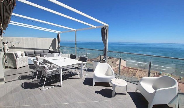 Resale - Penthouse -
Guardamar del Segura - Guardamar Playa