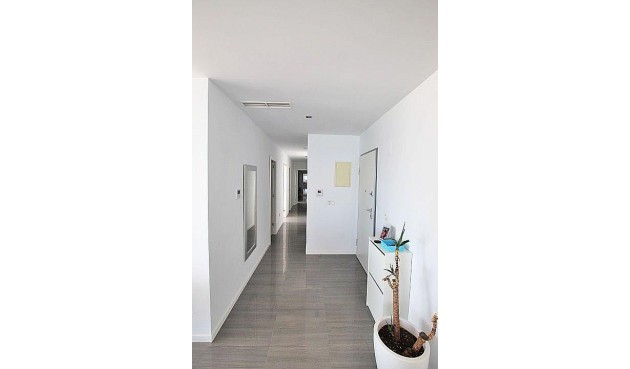 Resale - Penthouse -
Guardamar del Segura - Guardamar Playa