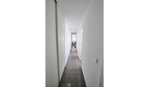 Resale - Penthouse -
Guardamar del Segura - Guardamar Playa