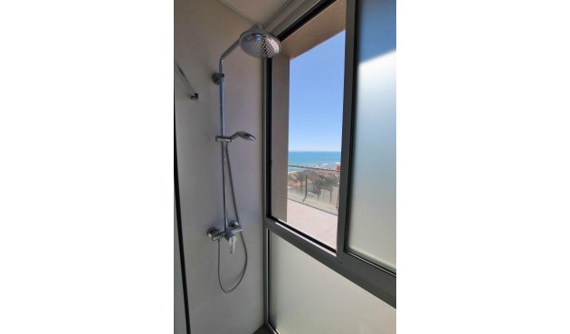 Resale - Penthouse -
Guardamar del Segura - Guardamar Playa