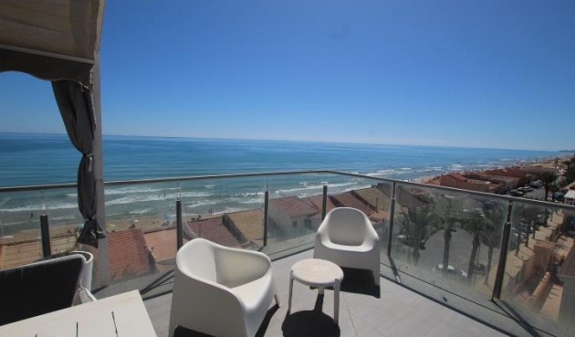 Resale - Penthouse -
Guardamar del Segura - Guardamar Playa