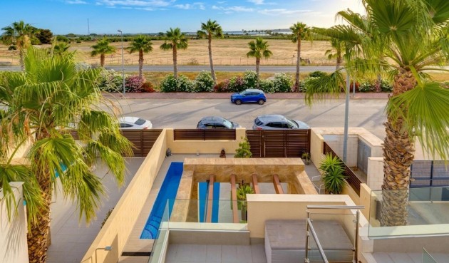Resale - Villa -
Ciudad Quesada - Pueblo Bravo