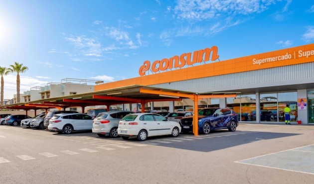 Resale - Villa -
Ciudad Quesada - Pueblo Bravo