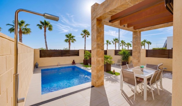 Resale - Villa -
Ciudad Quesada - Pueblo Bravo