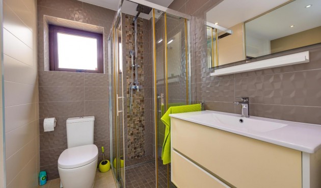 Resale - Villa -
Ciudad Quesada - Pueblo Bravo