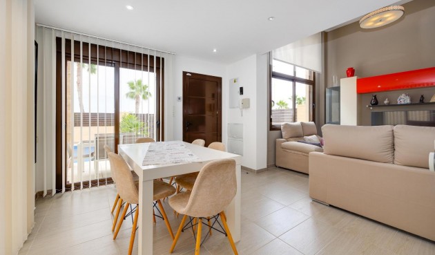 Resale - Villa -
Ciudad Quesada - Pueblo Bravo