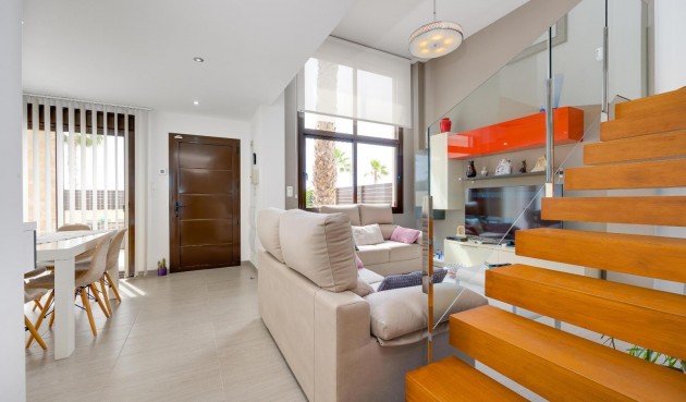 Resale - Villa -
Ciudad Quesada - Pueblo Bravo