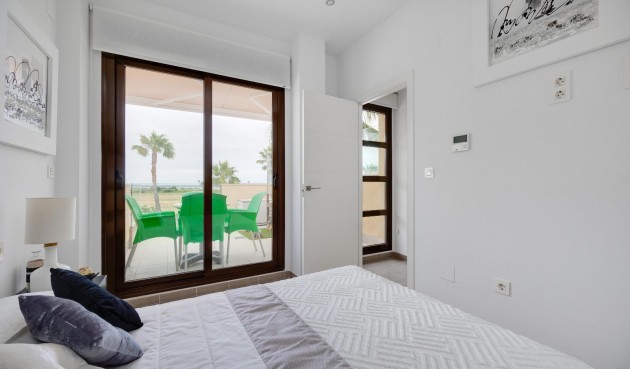 Resale - Villa -
Ciudad Quesada - Pueblo Bravo