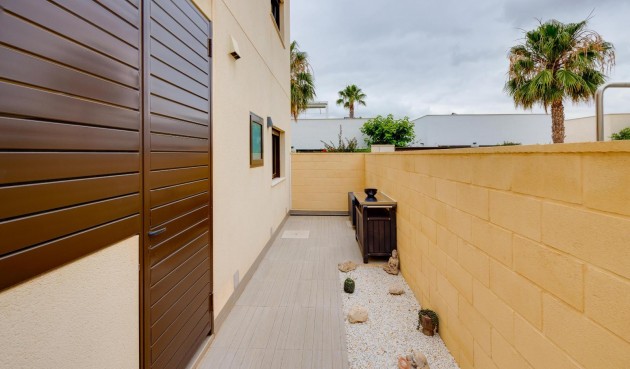 Resale - Villa -
Ciudad Quesada - Pueblo Bravo