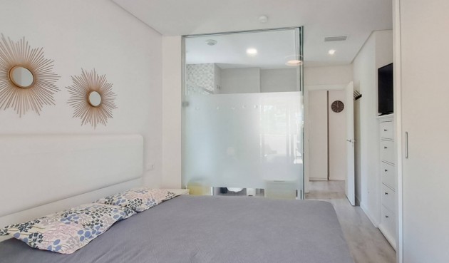 Resale - Apartment -
Orihuela Costa - Los Dolses