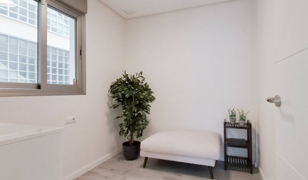 Resale - Apartment -
Orihuela Costa - Los Dolses