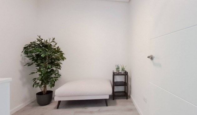 Resale - Apartment -
Orihuela Costa - Los Dolses