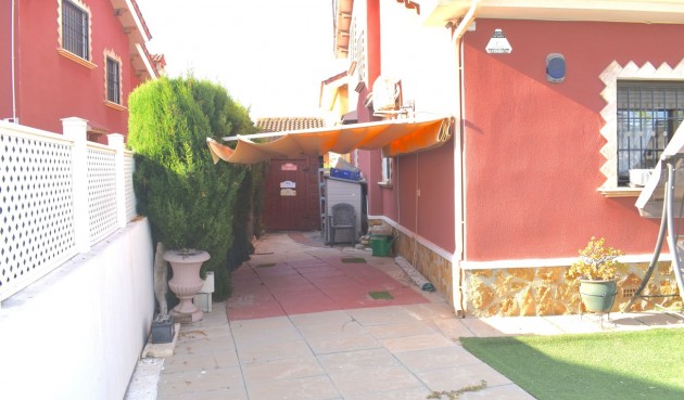 Reventa - Villa -
Guardamar del Segura - Costa Blanca