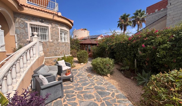 Resale - Villa -
Ciudad Quesada - Costa Blanca