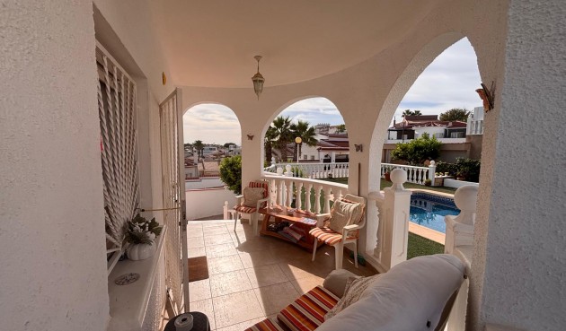 Resale - Villa -
Ciudad Quesada - Costa Blanca