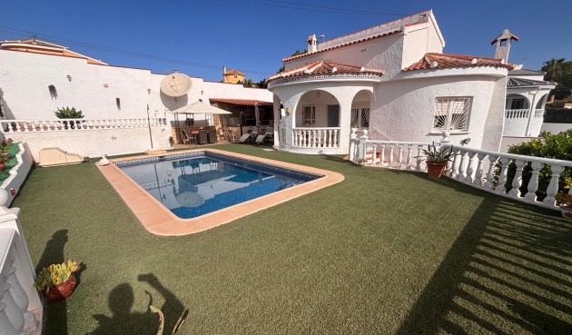 Resale - Villa -
Ciudad Quesada - Costa Blanca