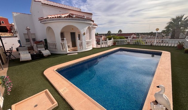 Resale - Villa -
Ciudad Quesada - Costa Blanca