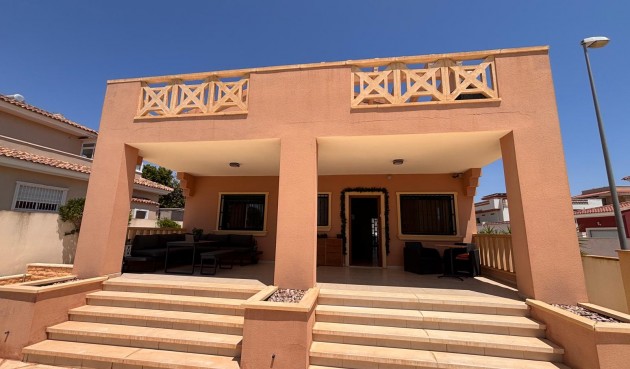 Resale - Villa -
Ciudad Quesada - Costa Blanca