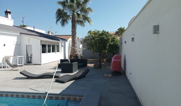 Resale - Villa -
Cabo Roig - Costa Blanca