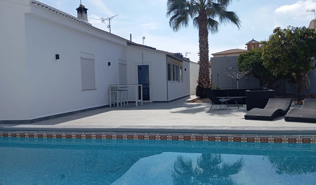 Resale - Villa -
Cabo Roig - Costa Blanca