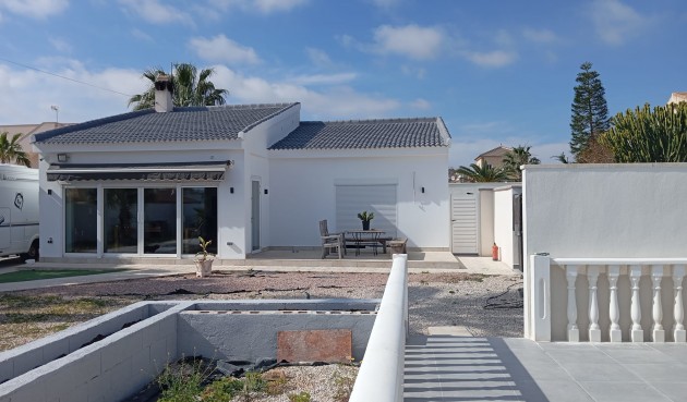Resale - Villa -
Cabo Roig - Costa Blanca