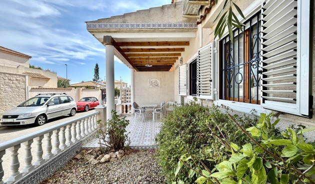 Resale - Town House -
Playa Flamenca - Costa Blanca
