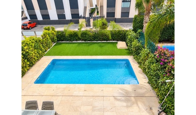 Resale - Villa -
Ciudad Quesada - Costa Blanca