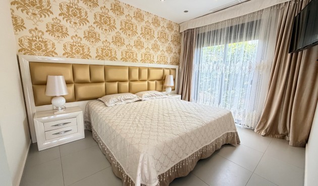 Resale - Villa -
Ciudad Quesada - Costa Blanca