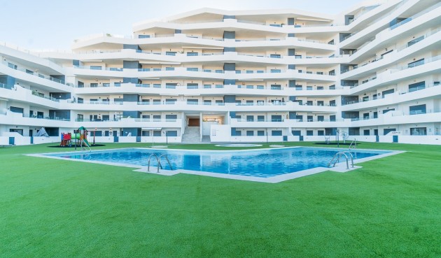 Resale - Apartment -
San Miguel de Salinas - Inland