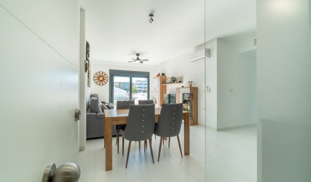 Resale - Apartment -
San Miguel de Salinas - Inland