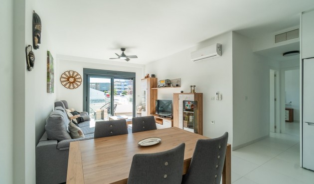 Resale - Apartment -
San Miguel de Salinas - Inland