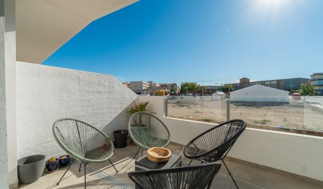 Resale - Apartment -
San Miguel de Salinas - Inland