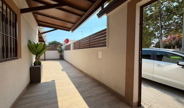 Resale - Town House -
Torrevieja - Nueva Torrevieja