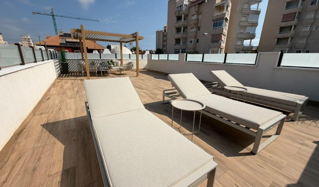 Resale - Town House -
Torrevieja - Nueva Torrevieja