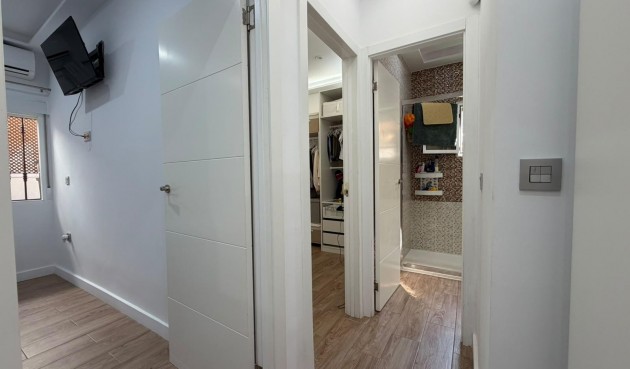 Resale - Town House -
Torrevieja - Nueva Torrevieja
