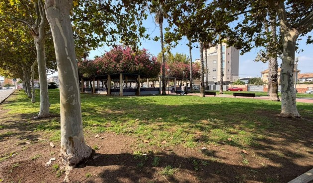 Resale - Town House -
Torrevieja - Nueva Torrevieja