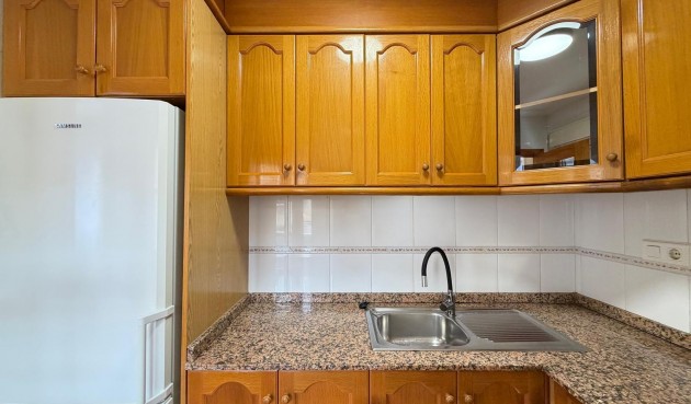 Resale - Apartment -
Torrevieja - Centro
