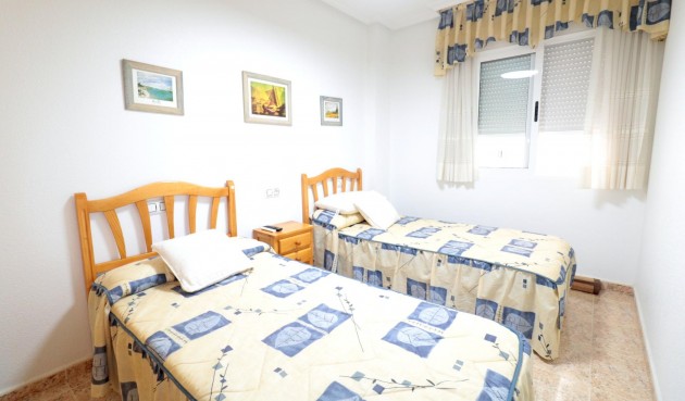 Resale - Apartment -
Torrevieja - Acequion