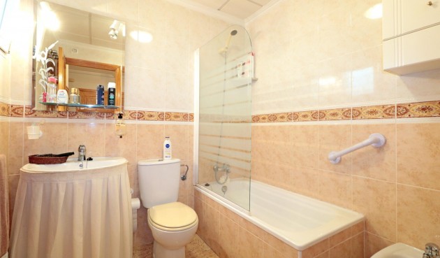 Resale - Apartment -
Torrevieja - Acequion