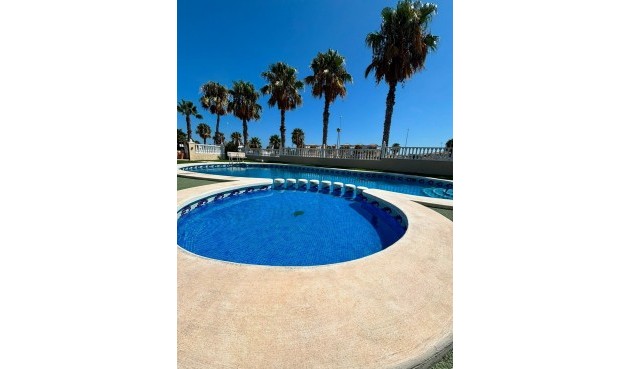 Resale - Villa -
Orihuela Costa - Lomas de Cabo Roig