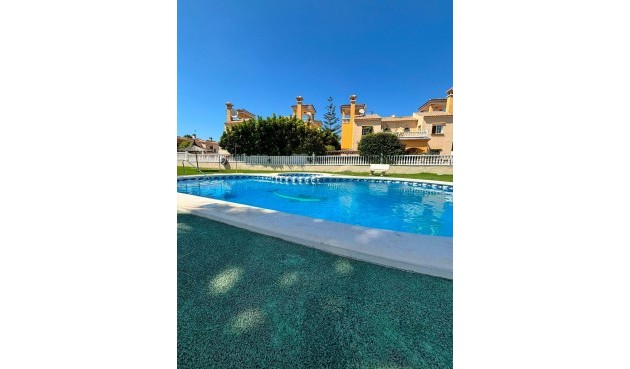 Resale - Villa -
Orihuela Costa - Lomas de Cabo Roig