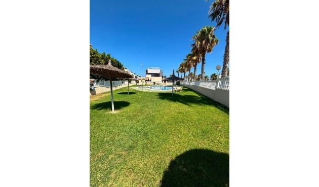Resale - Villa -
Orihuela Costa - Lomas de Cabo Roig