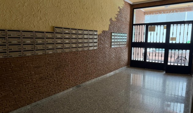 Resale - Apartment -
Torrevieja - Playa del Cura