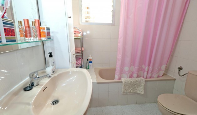 Resale - Apartment -
Torrevieja - Acequion