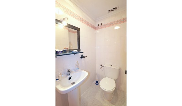 Resale - Apartment -
Torrevieja - Acequion