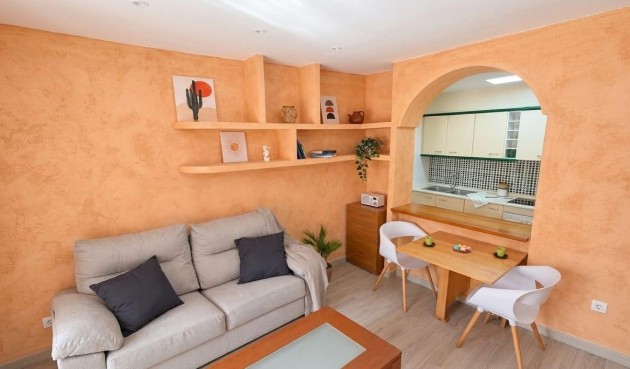Resale - Apartment -
Torrevieja - Playa de los Locos