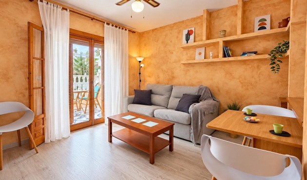 Resale - Apartment -
Torrevieja - Playa de los Locos